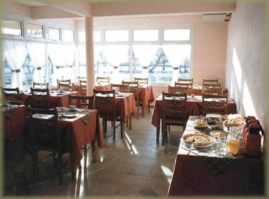 Hosteria Solar De La Costa Puerto Madryn Exterior photo